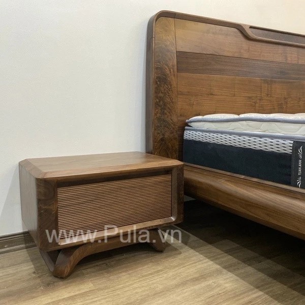 Giường ngủ gỗ Óc chó cao cấp Pula